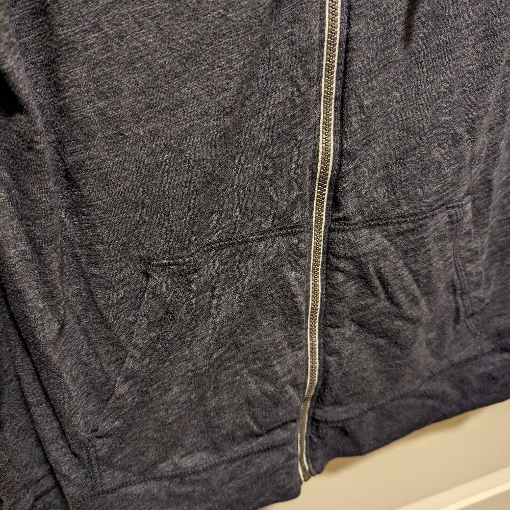 Lightweight jacket - Picture 2 of 4